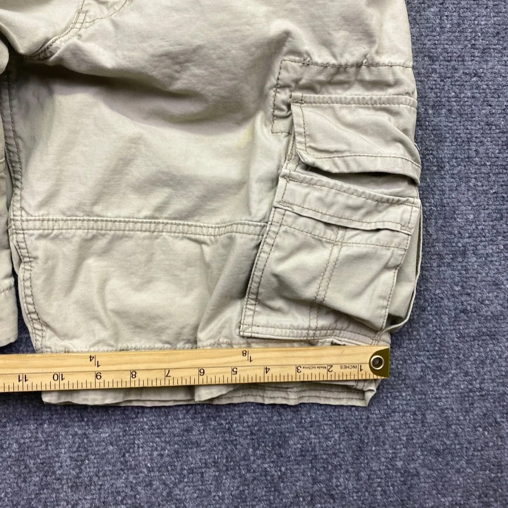 Levis measurements waist